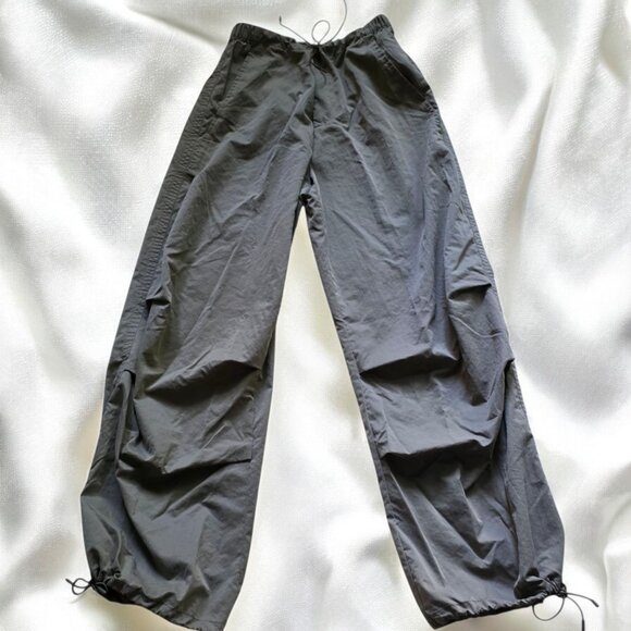 ZARA ( SM ) Gray/Taupe Cargo Parachute Baggy Drawstring Pants - Picture 2 of 6